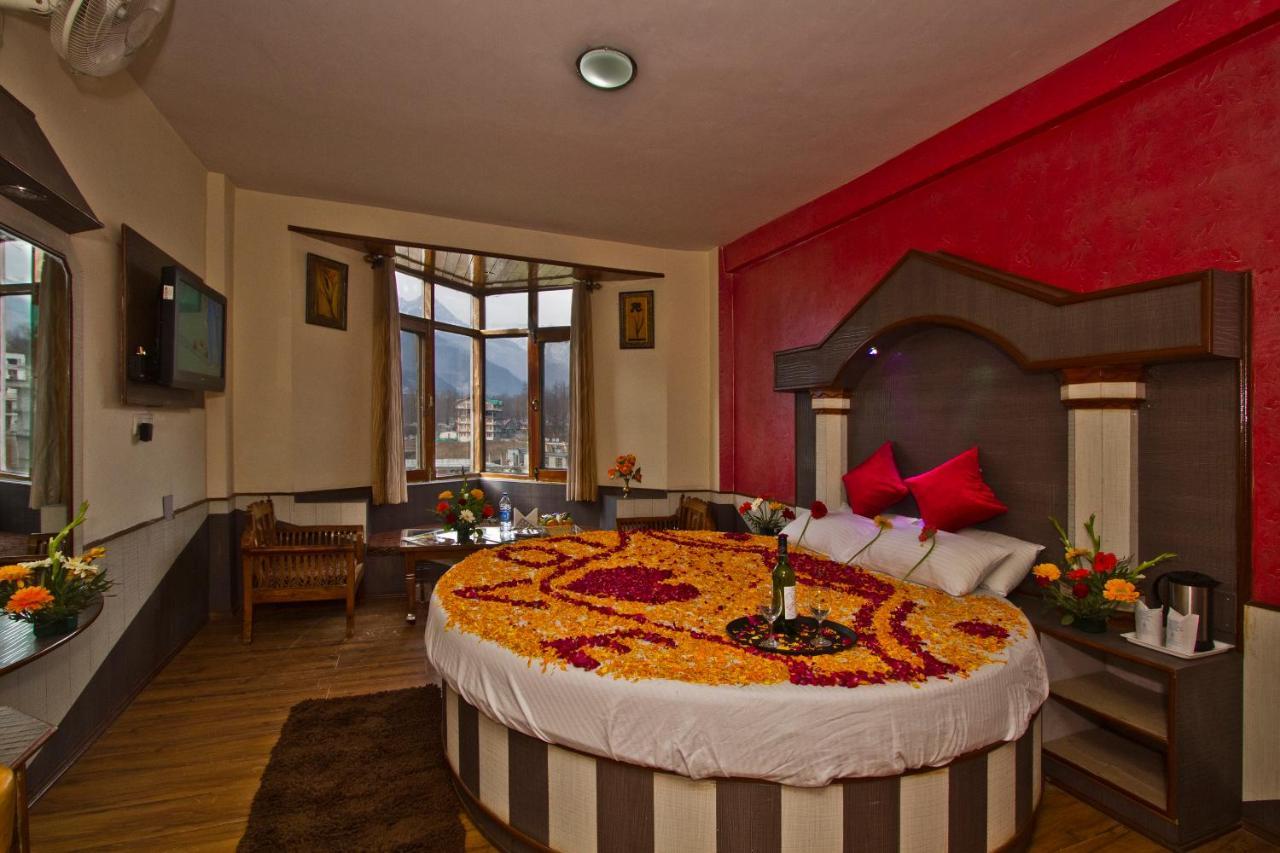 Hotel Park Residency Manāli Dış mekan fotoğraf